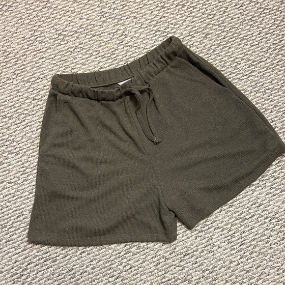 JOE FRESH MATCHING SET - Picture 4 of 12